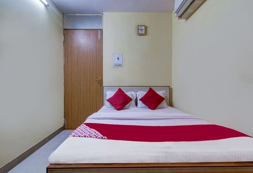 Oyo 4283 Hotel Satguru