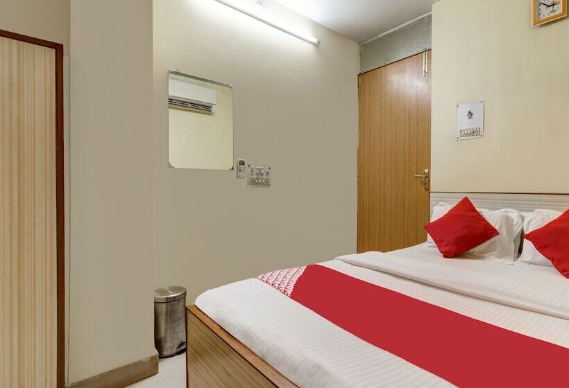 Oyo 4283 Hotel Satguru