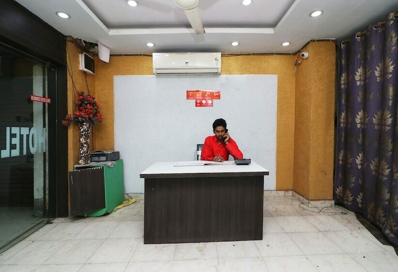 Oyo 4817 Hotel Hill Heights