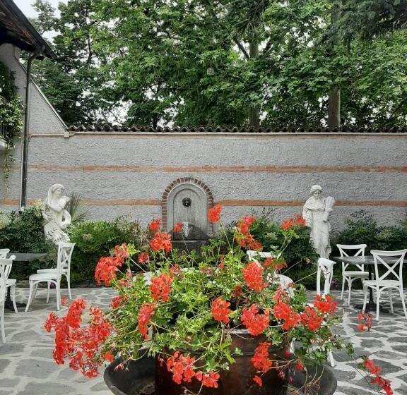 פנסיון Antica Villa Cuneo  Guest House   B&b E Non Un Hotel A Cuneo