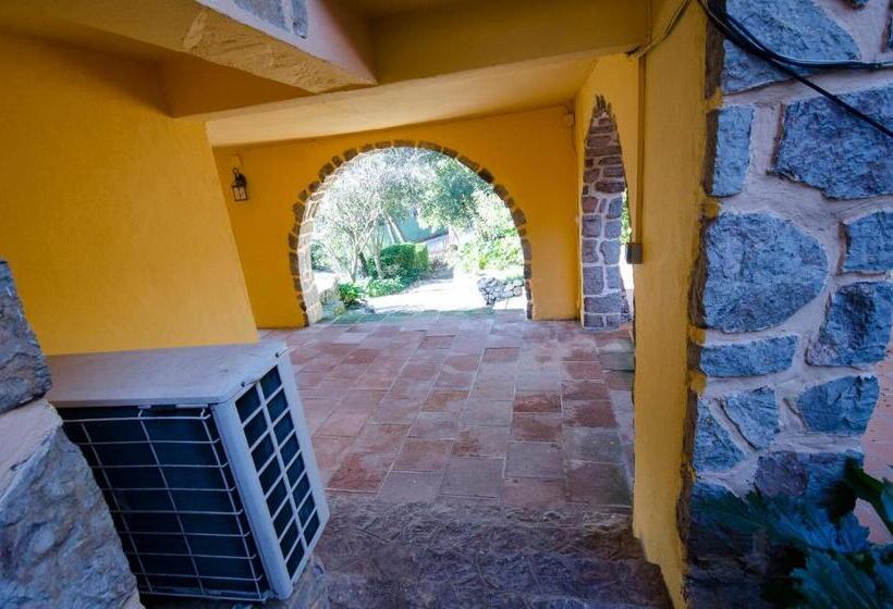 펜션 Apartment Vacarisses Torreblanca Estación, Piscina Privada