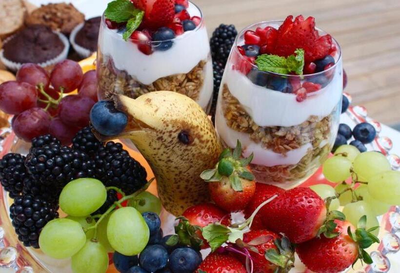 پانسیون Escape To The Beach