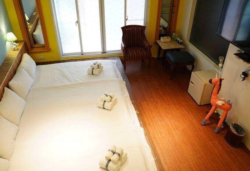 پانسیون Go To Where