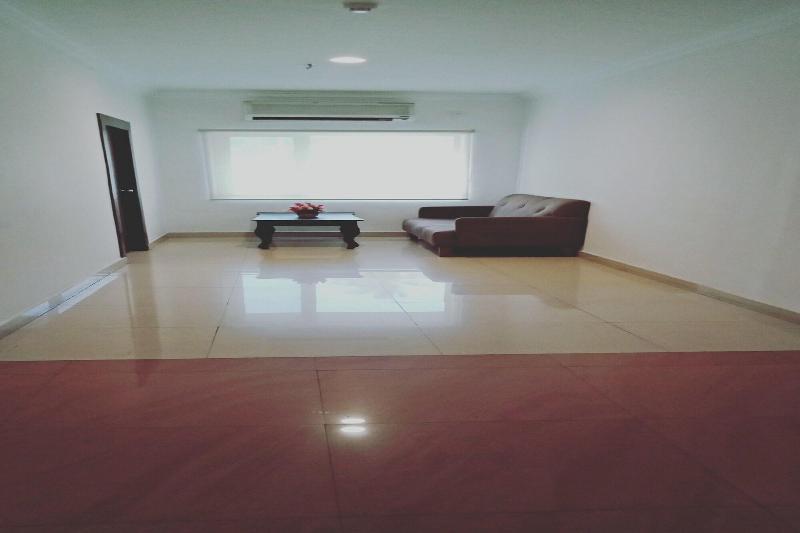 호텔 Collection O Dona Castle