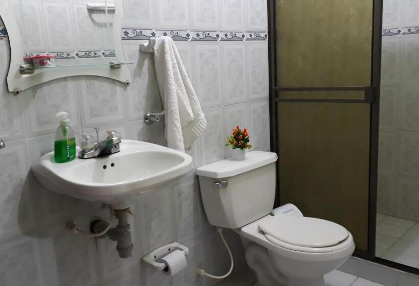 호스텔 Hostal Villa Cecilia