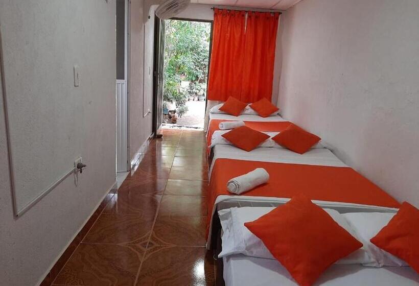 호스텔 Hostal Villa Cecilia