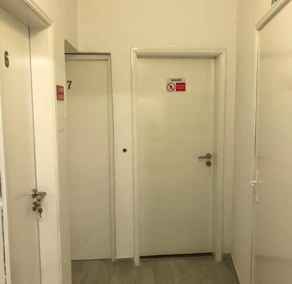 مبيت وإفطار Nn Guest House