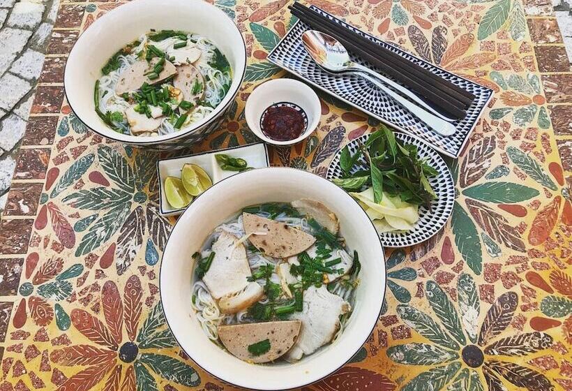 تختخواب و صبحانه The Mansion Hoi An By Minova