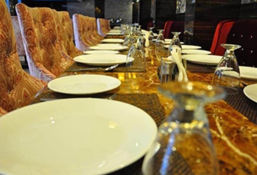 فندق Vijay Park Alandur