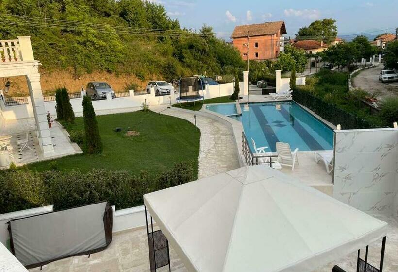 호텔 Aleksion Palace