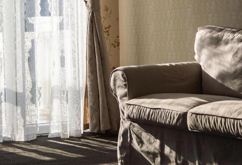 호텔 Aleksion Palace