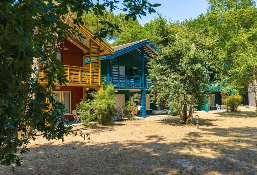 هتل Azureva Lacanau