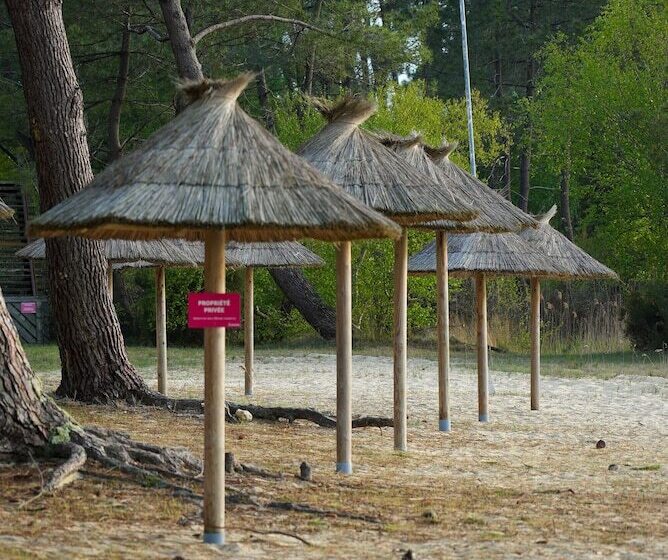 هتل Azureva Lacanau