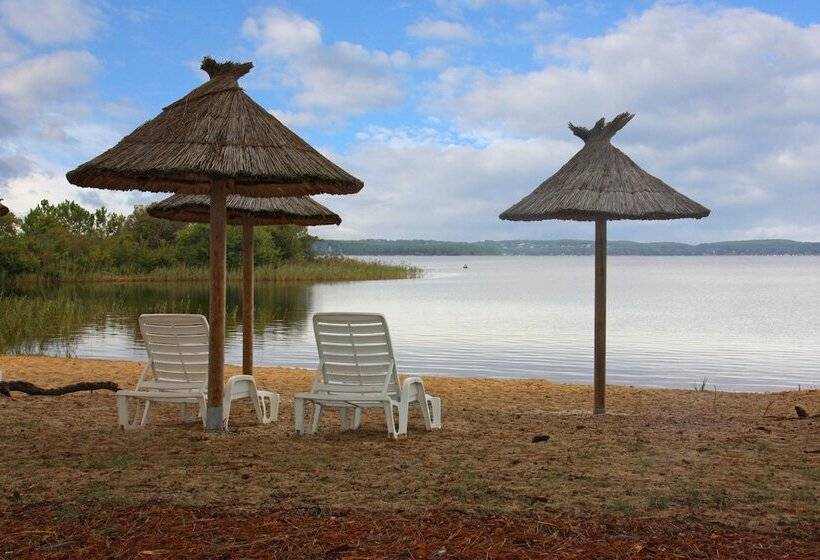 هتل Azureva Lacanau