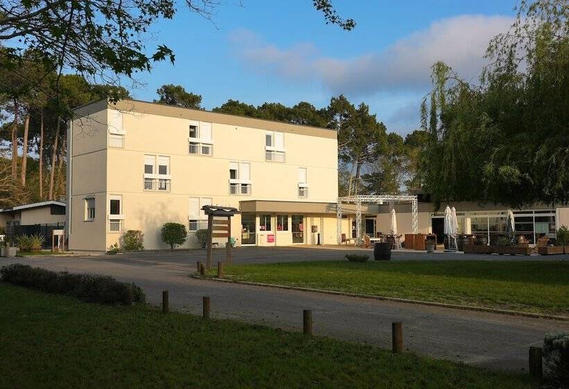 هتل Azureva Lacanau