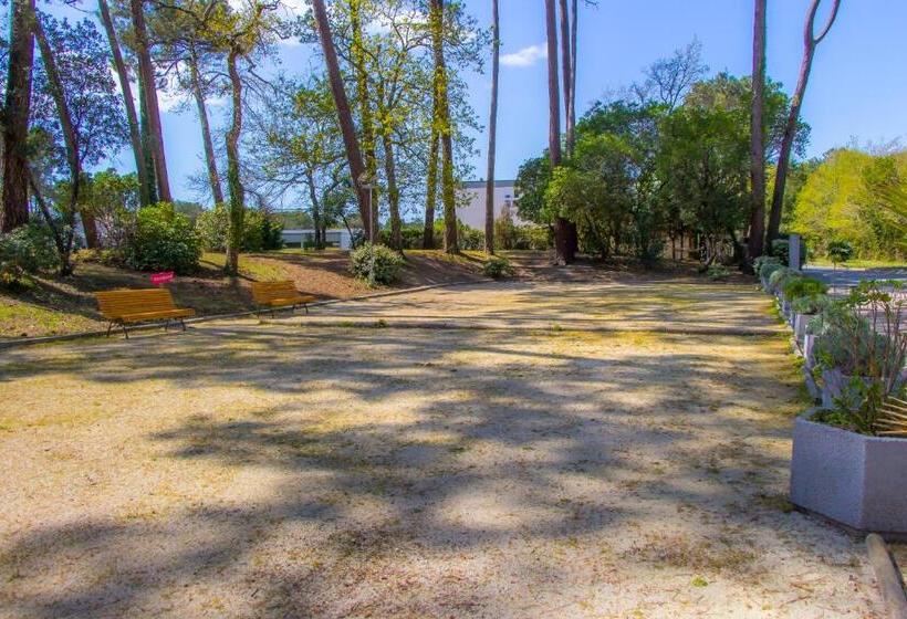 هتل Azureva Lacanau