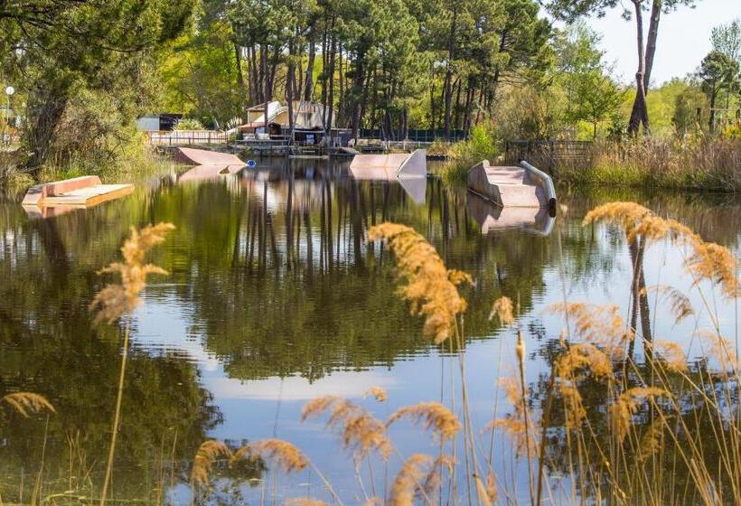 هتل Azureva Lacanau