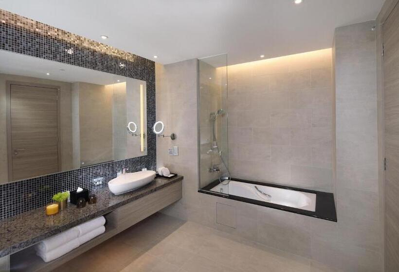 בית מלון כפרי Capri By Fraser Johor Bahru