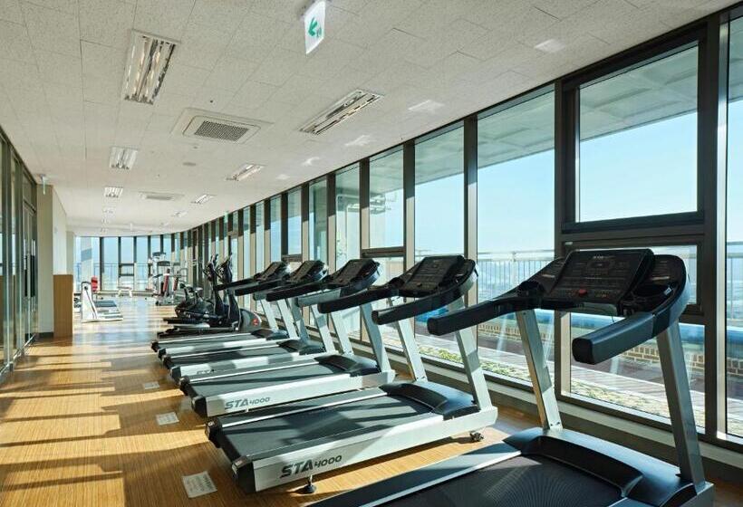 Отель Geoje Leein Stay