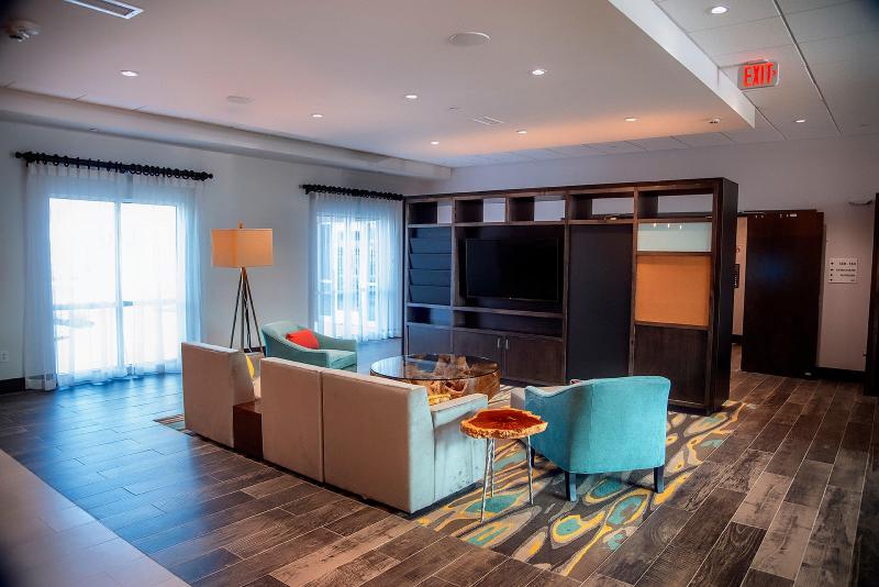 Отель Holiday Inn & Suites Savannah Airport Pooler, An Ihg