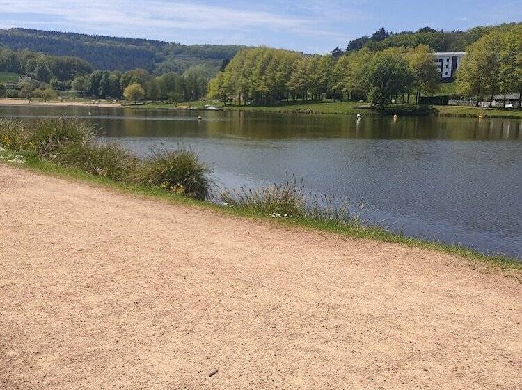 فندق Hôtel Le Pommeil