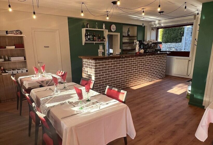 فندق Hôtel Le Pommeil