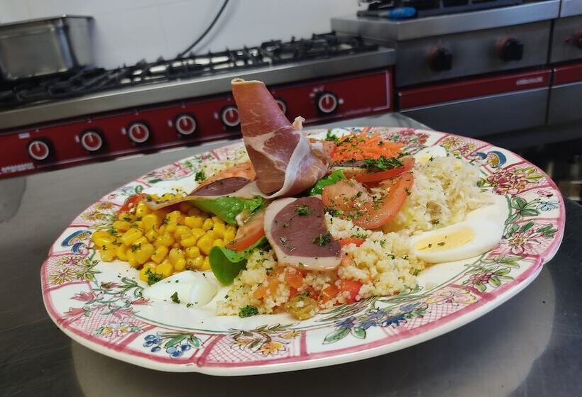 فندق Hôtel Le Pommeil