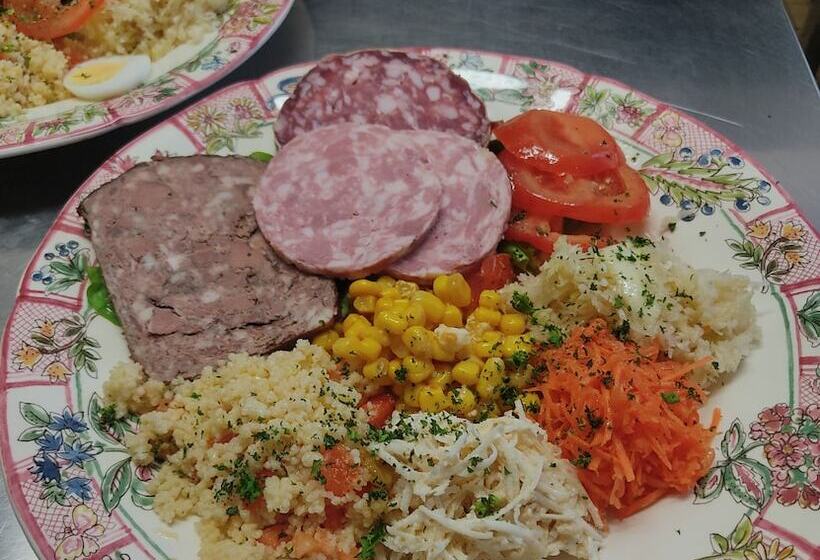 فندق Hôtel Le Pommeil