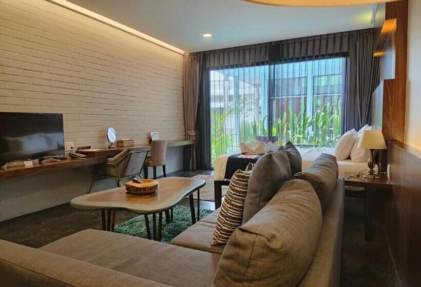 Nai Ya Hotel  Sha Extra Plus