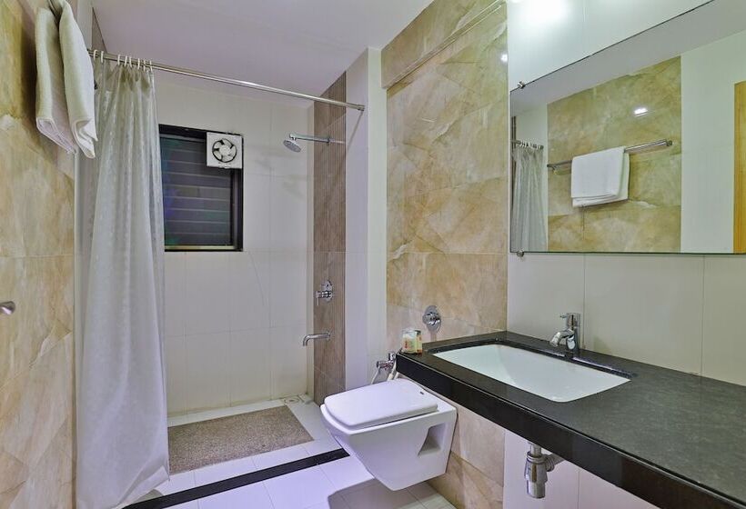 Oyo 23180 Patel Ni Motel