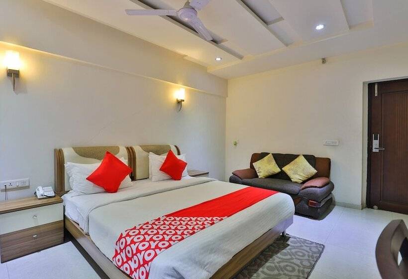 Oyo 23180 Patel Ni Motel