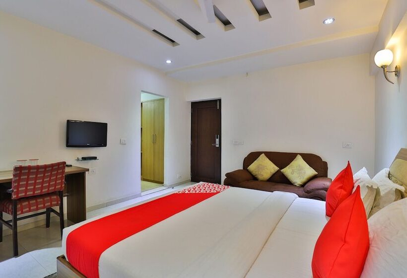 Oyo 23180 Patel Ni Motel