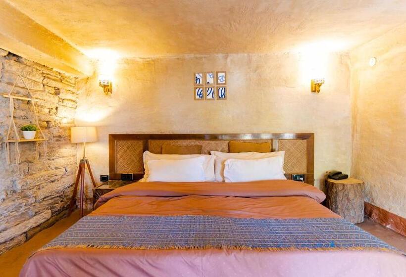 بنسيون Shivaya Since 1953