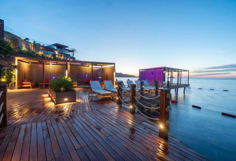 منتجع The Elysium Yalıkavak Villas