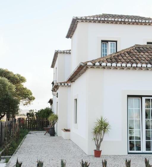 تختخواب و صبحانه Dreamsea Surf Guest House