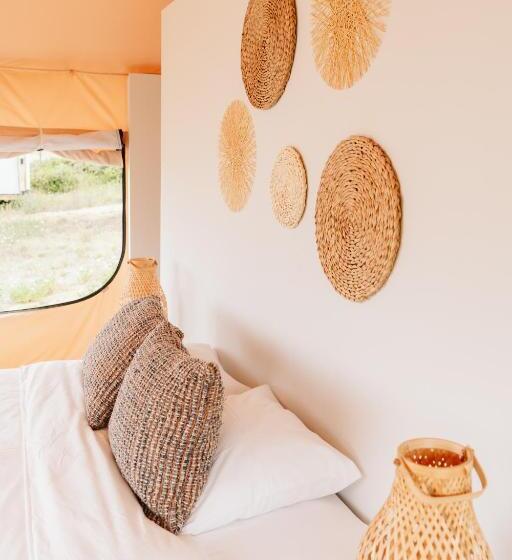 تختخواب و صبحانه Dreamsea Surf Guest House