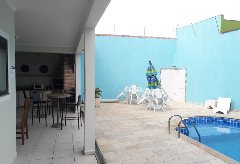 Blue House Hostel Peruíbe