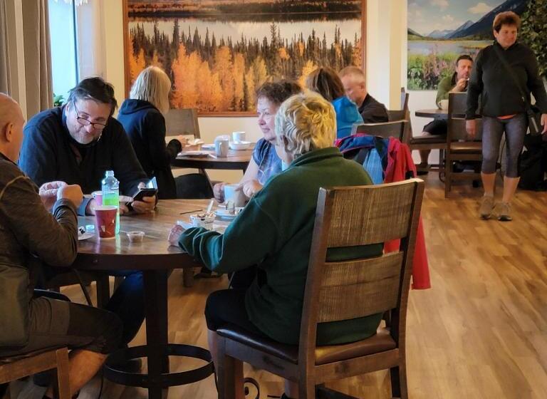 فندق Alaska Country Inn