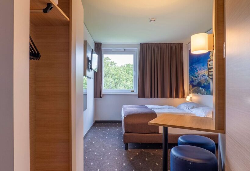 B&b Hotel Stuttgart Airport/messe