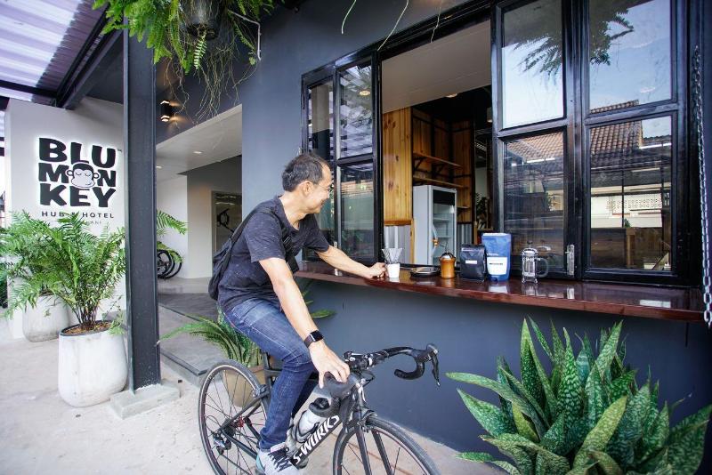 Blu Monkey Hub & Hotel Surat Thani