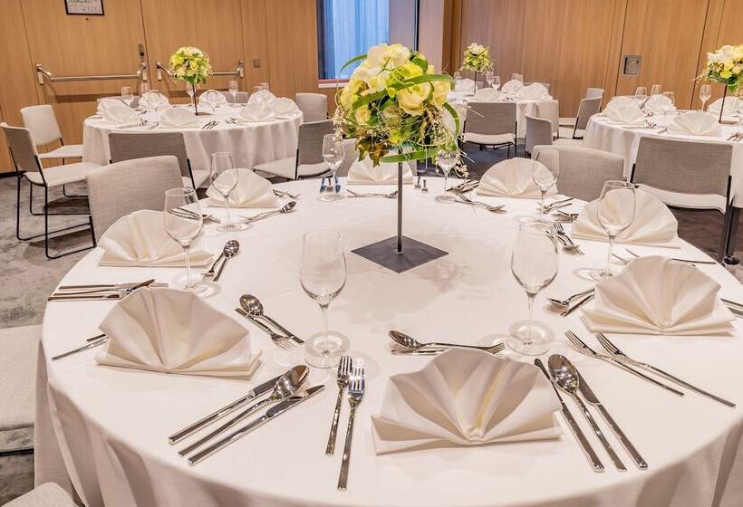 Отель Hilton Garden Inn Wiener Neustadt