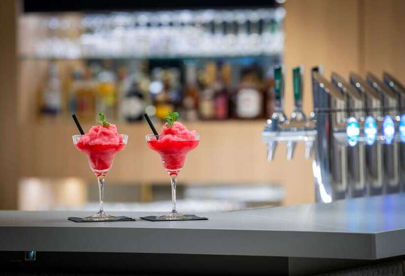 Отель Hilton Garden Inn Wiener Neustadt