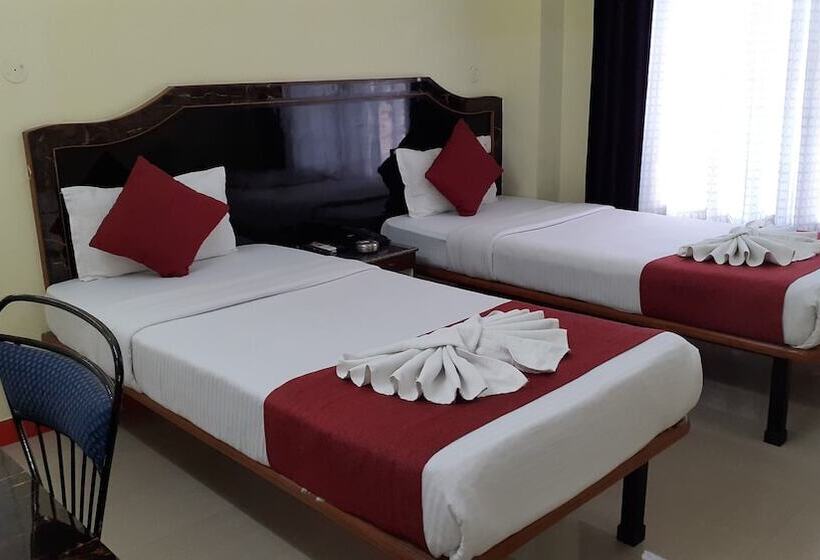 هتل Niladrii Galaxy