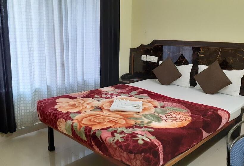 هتل Niladrii Galaxy