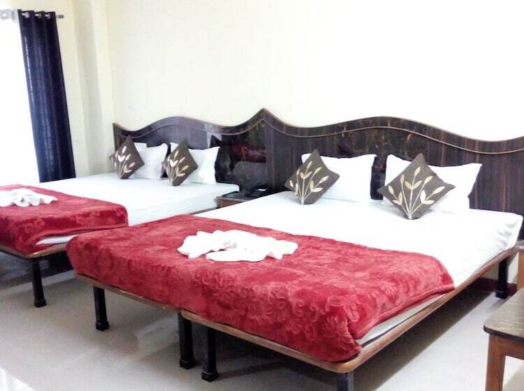 هتل Niladrii Galaxy