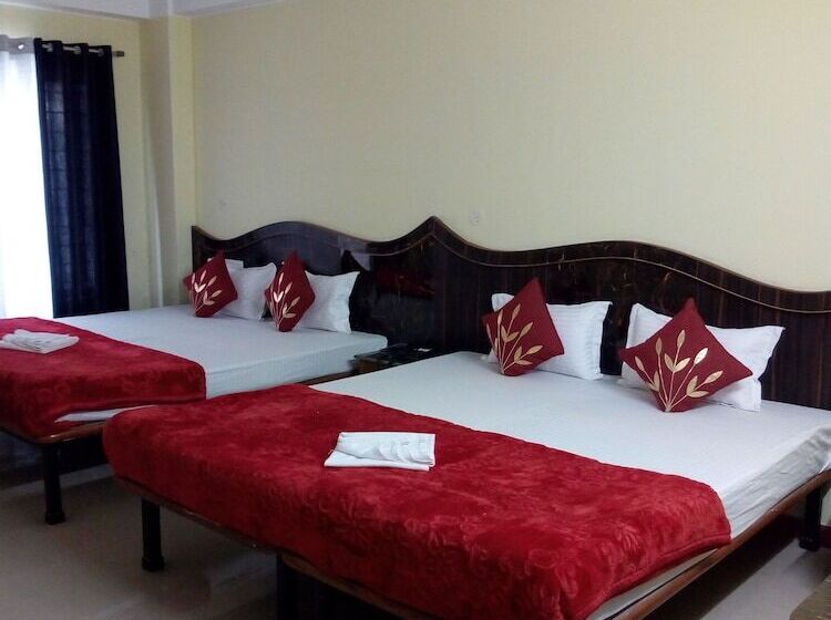 هتل Niladrii Galaxy