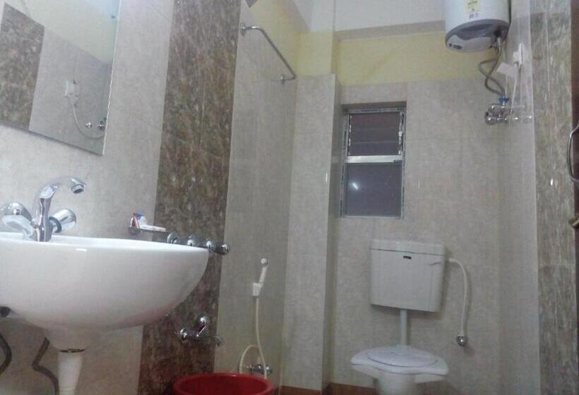 هتل Niladrii Galaxy