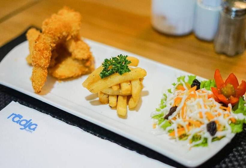 Radja Art And Boutique Hotel Simpang Lima