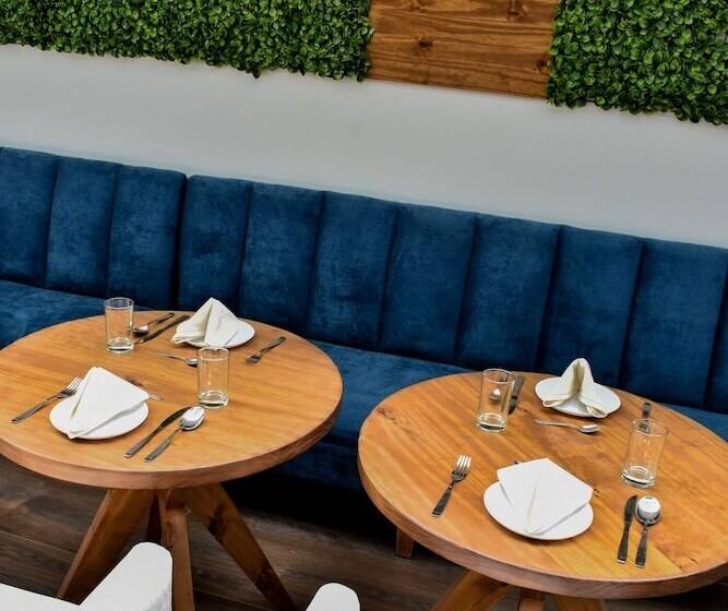 هتل Tecno Boutique