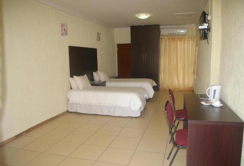 Naledzi Hotel & Conference Centre